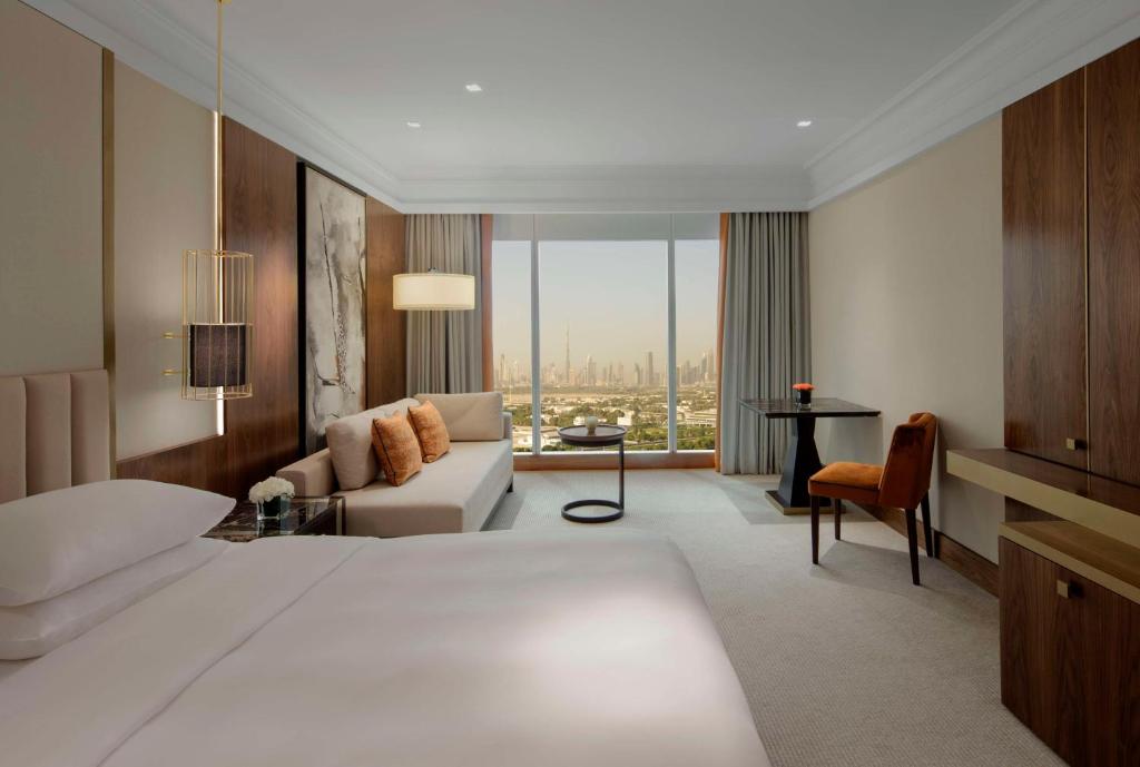 Grand Hyatt Dubai, Dubai single - Copy