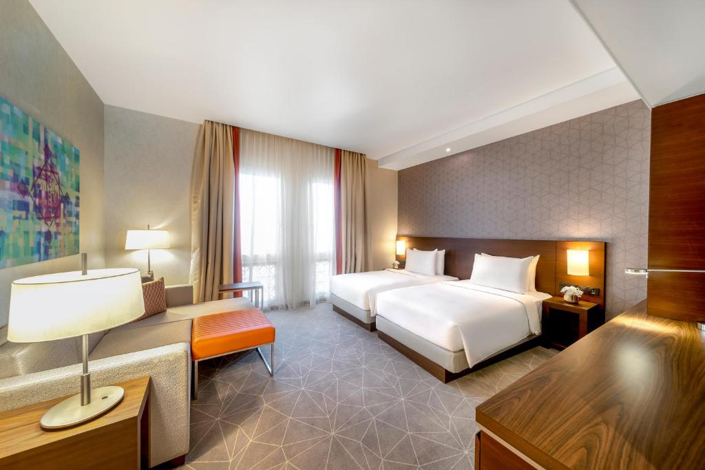 Hyatt Place Dubai Wasll